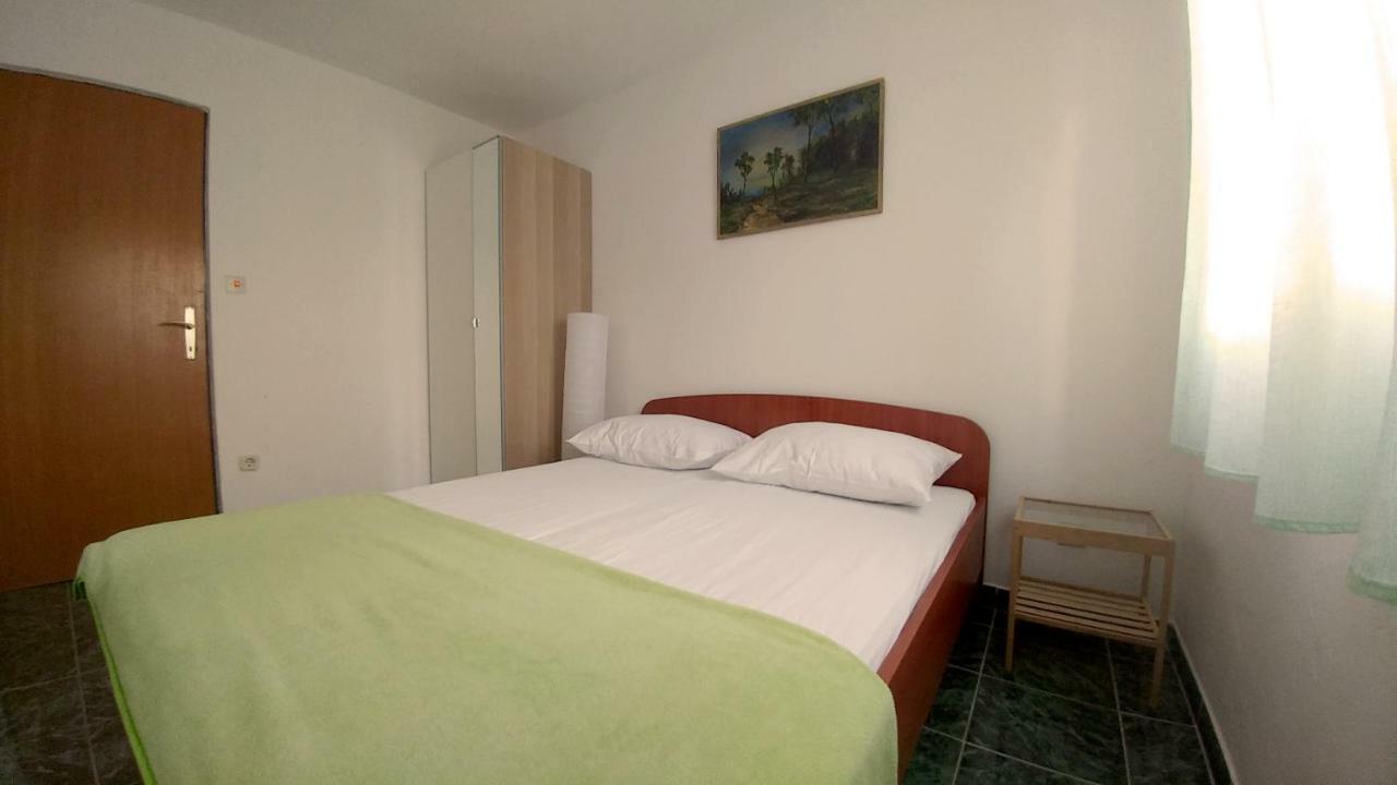 Apartmani Kaštelan Barbat na Rabu Bagian luar foto